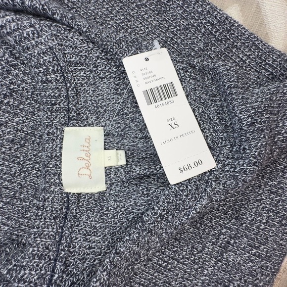 Deletta Anthropologie size XS Blue  Cold Shoulder Round‎ Neck Stretch Knit Top - Picture 8 of 11